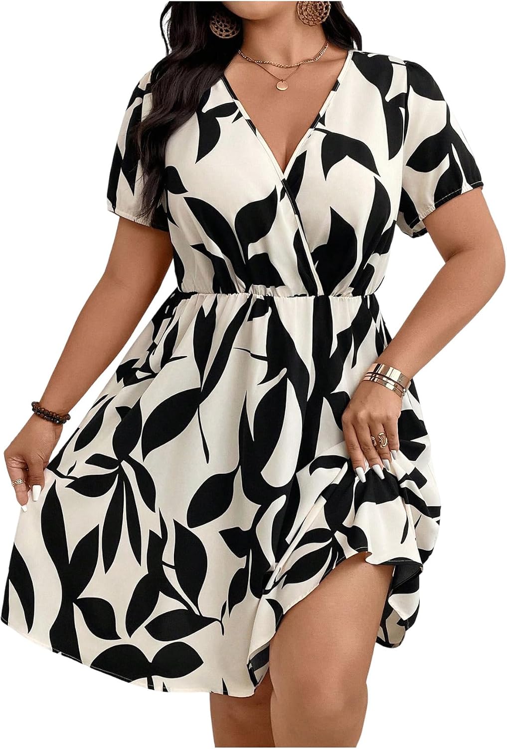 Floerns Women's Plus Size V Neck Short Sleeve Ruffle Hem A Line Short Dress | Surplice Ruffle Hem, A Line, V Neck, Short Sleeve, Boho Hawaiian Short Dress