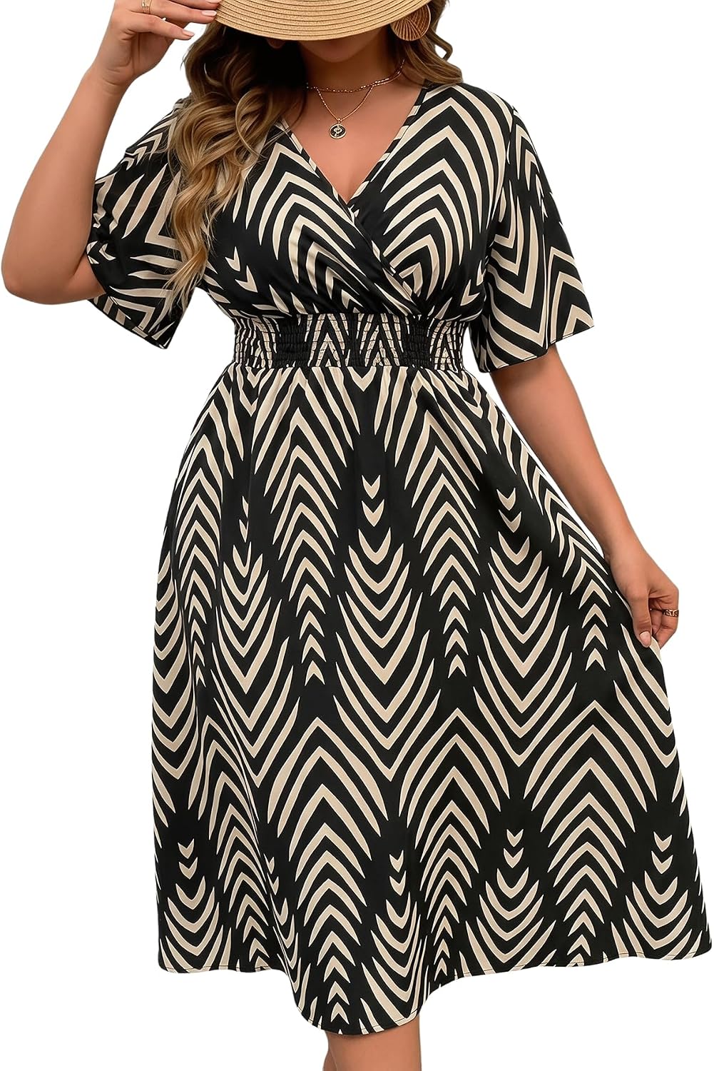 Floerns Women's Plus Size Hawaiian Tropical V Neck Long Dress | V Neck,Boho Hawaiian Tropical,All Over Print,Short Sleeve,Vacation Outfits